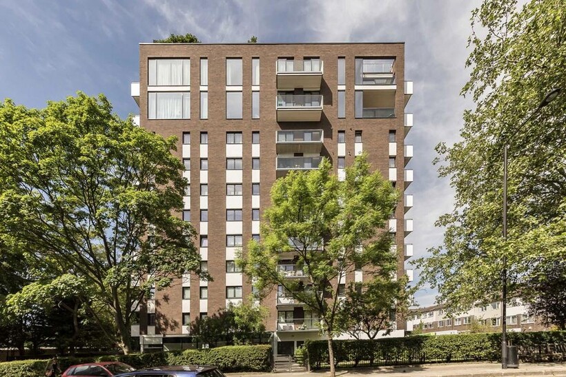 Primrose Hill Road, London NW3 1 bed flat to rent - £2,197 pcm (£507 pw)
