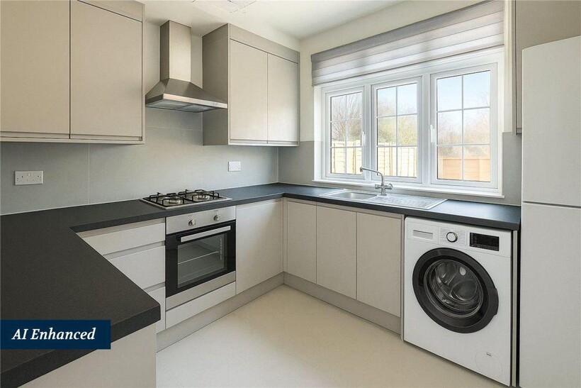 NW2 4 bed flat to rent - £2,999 pcm (£692 pw)