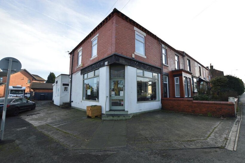 Upholland Road - Rear Room, Wigan Property to rent - £350 pcm (£81 pw)