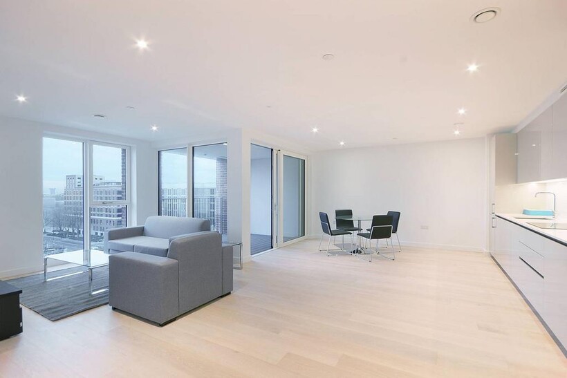 Deacon Street, Elephant and Castle, SE17 2 bed flat to rent - £3,424 pcm (£790 pw)