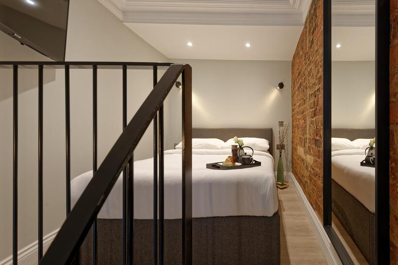 Emperors Gate, London SW7 1 bed flat to rent - £3,662 pcm (£845 pw)