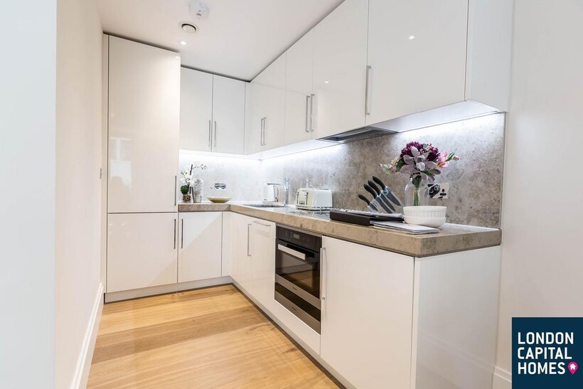 Milford House, 190 Strand, London, WC2R 1 bed apartment to rent - £5,400 pcm (£1,246 pw)