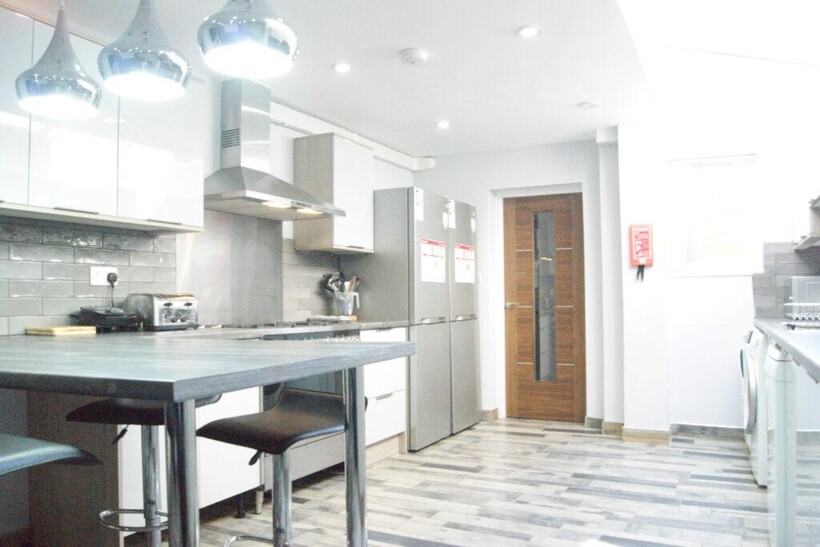 Exeter Road, Birmingham B29 6 bed terraced house to rent - £715 pcm (£165 pw)