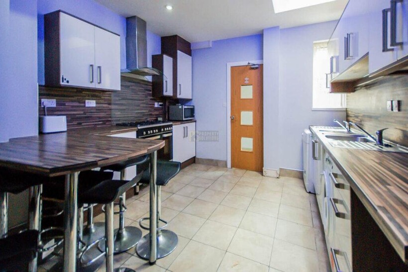 Bournbrook Road, Birmingham B29 1 bed terraced house to rent - £629 pcm (£145 pw)