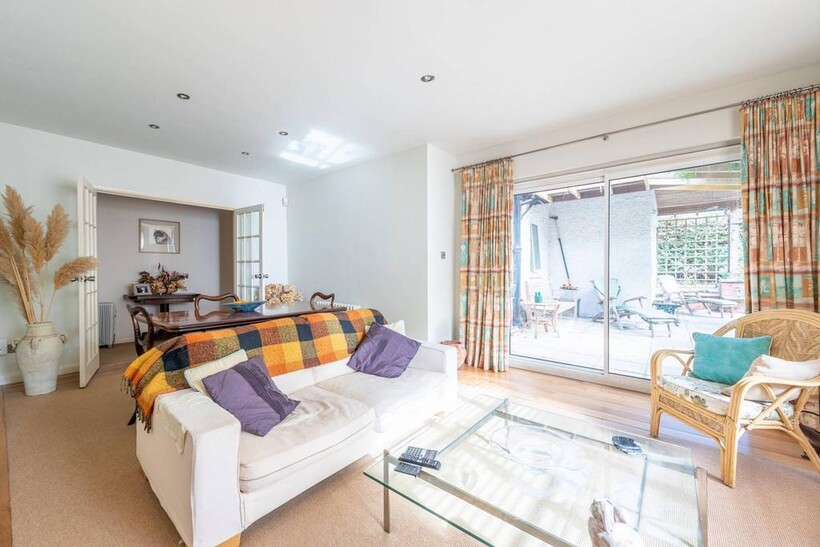 Downsview Road, Upper Norwood... 3 bed bungalow to rent - £3,400 pcm (£785 pw)