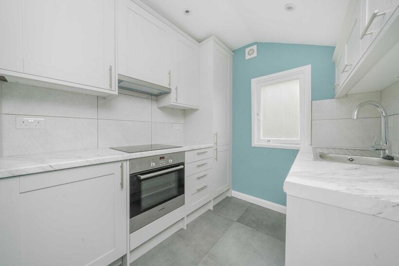 Alma Square, London NW8 2 bed flat to rent - £2,899 pcm (£669 pw)