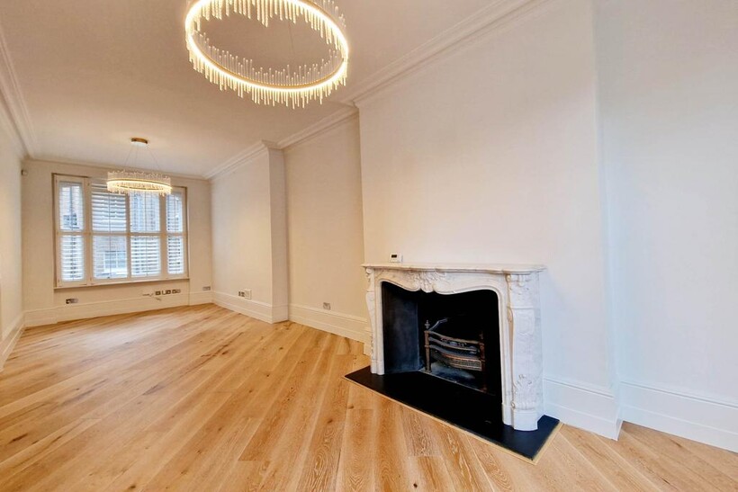 Ralston Street, Chelsea SW3 5 bed house to rent - £12,497 pcm (£2,884 pw)