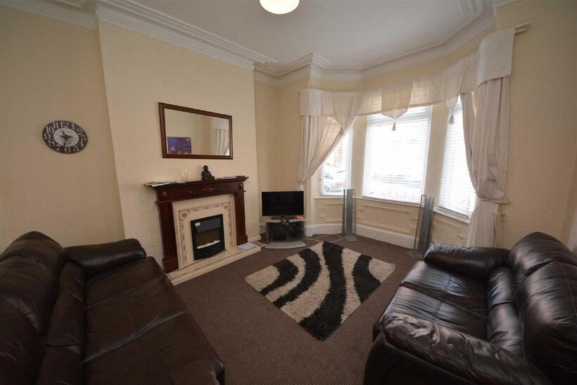 Dicconson Street, Swinley, Wigan, WN1... 1 bed in a house share to rent - £412 pcm (£95 pw)