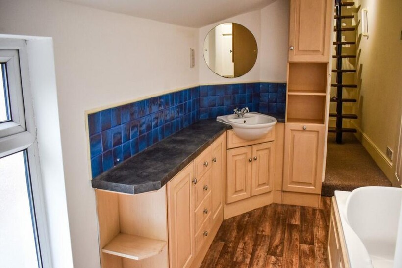 DSC 0880-scaled-1-1240x720.jpg