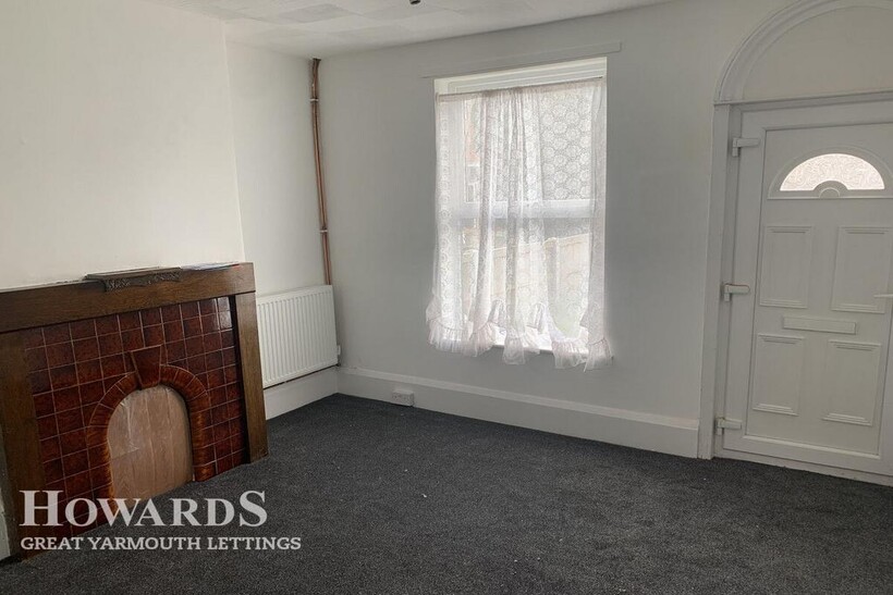 Garfield Road, Great Yarmouth 3 bed terraced house to rent - £925 pcm (£213 pw)