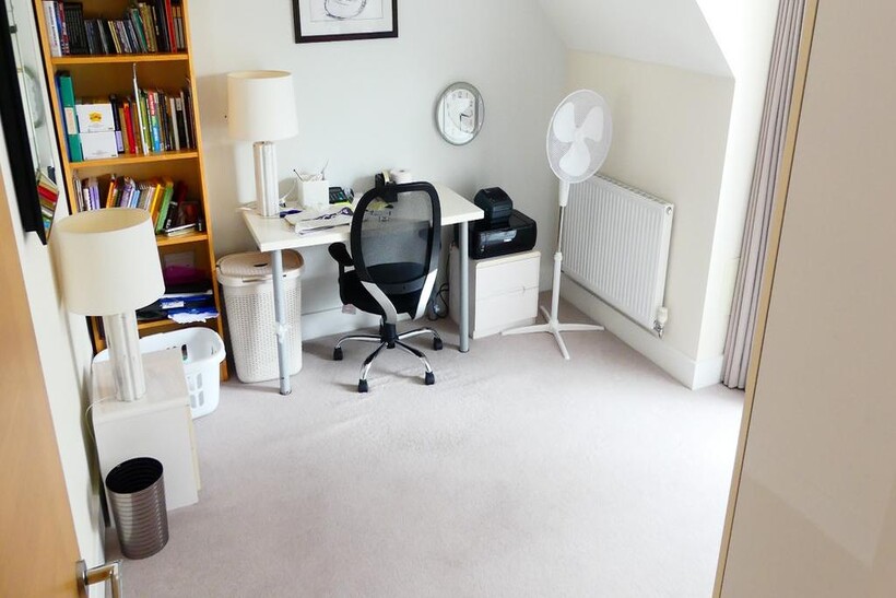 Cameo Court, Aylesbury HP18 2 bed flat to rent - £1,340 pcm (£309 pw)