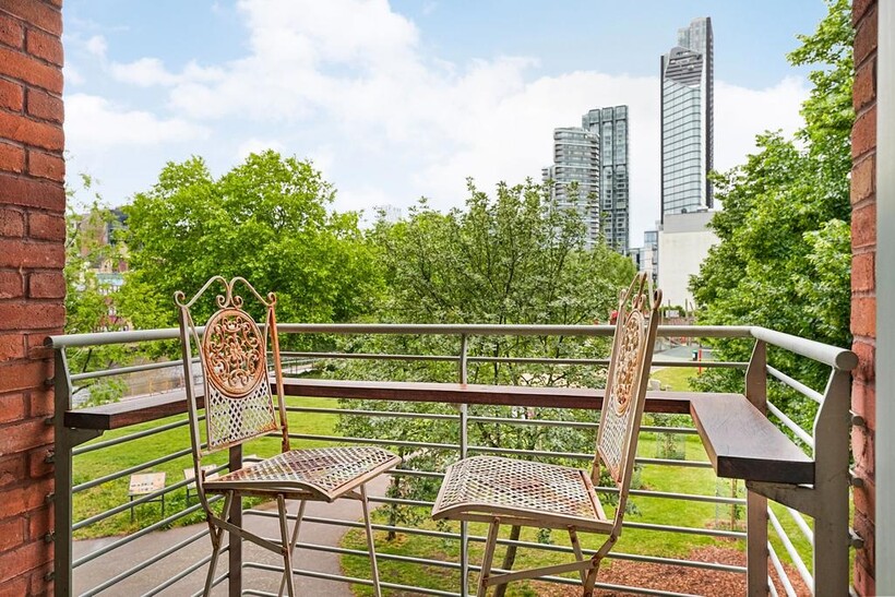 Flat, Crystal Wharf,  Graham Street... 2 bed apartment to rent - £3,795 pcm (£876 pw)