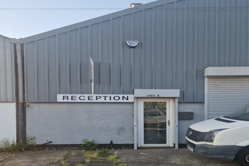 Prime commercial unit available for... Property to rent - £725 pcm (£167 pw)