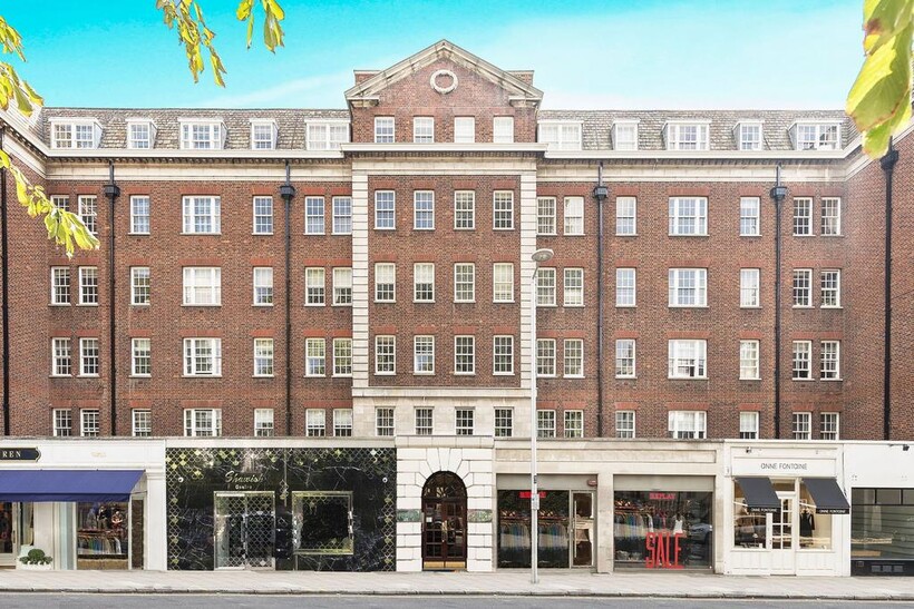 Fulham Road, London SW3 2 bed apartment to rent - £4,030 pcm (£930 pw)