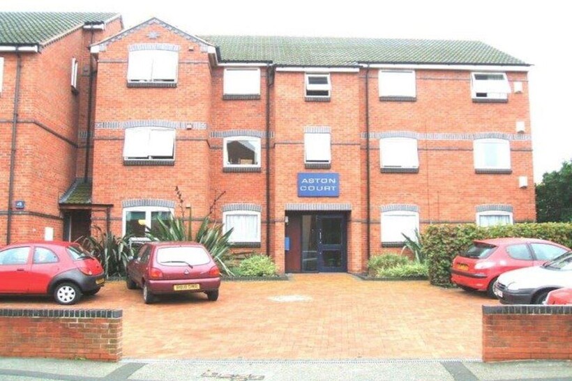 QMC, Barrique Road NG7 1 bed in a house share to rent - £695 pcm (£160 pw)