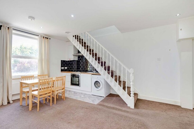 Wrentham Avenue, London NW10 1 bed flat to rent - £1,547 pcm (£357 pw)