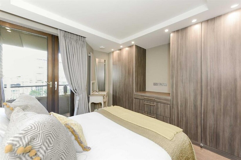 Cresta House, Finchley Road, Swiss... 2 bed apartment to rent - £3,445 pcm (£795 pw)