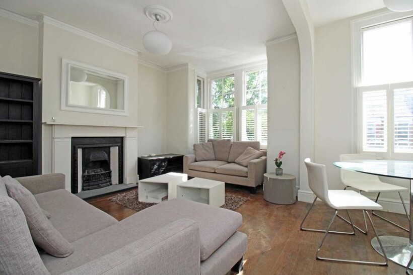 Bollo Bridge Road, London W3 2 bed flat to rent - £2,197 pcm (£507 pw)