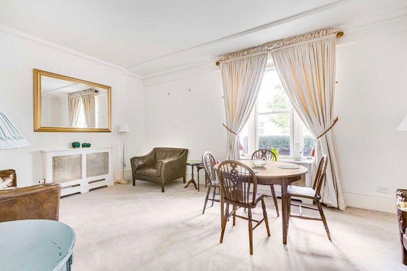 Gloucester Street, London SW1V 2 bed flat to rent - £2,999 pcm (£692 pw)