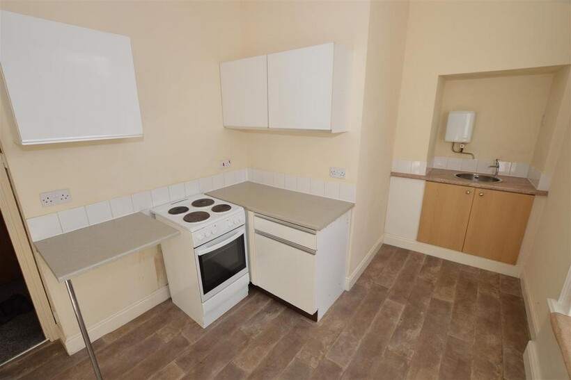 Flat 1 37 market place (8).JPG