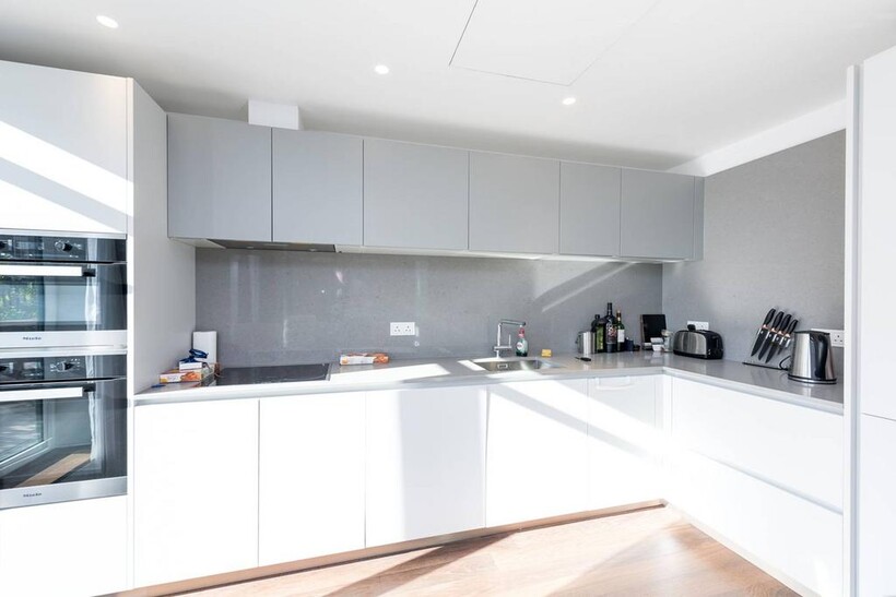 Tufton Street, Westminster, London, SW1P 2 bed flat to rent - £6,197 pcm (£1,430 pw)