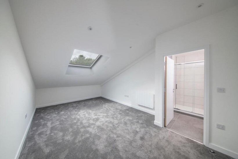 Springfield House, Ashwood Way RG23 1 bed apartment to rent - £1,220 pcm (£282 pw)