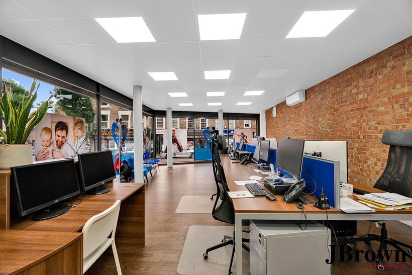 Malden Road, London, NW5 Retail property (high street) to rent - £1,666 pcm (£384 pw)