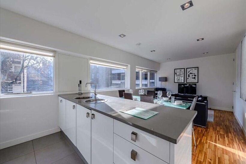 Fulham Road, London SW3 2 bed flat to rent - £4,875 pcm (£1,125 pw)