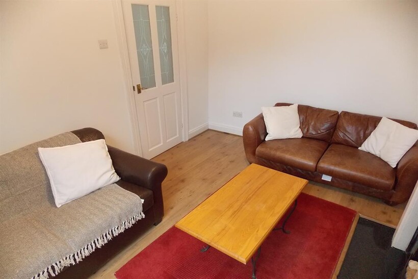 Ayresome Street, Middlesbrough, TS1 4NR 4 bed terraced house to rent - £412 pcm (£95 pw)
