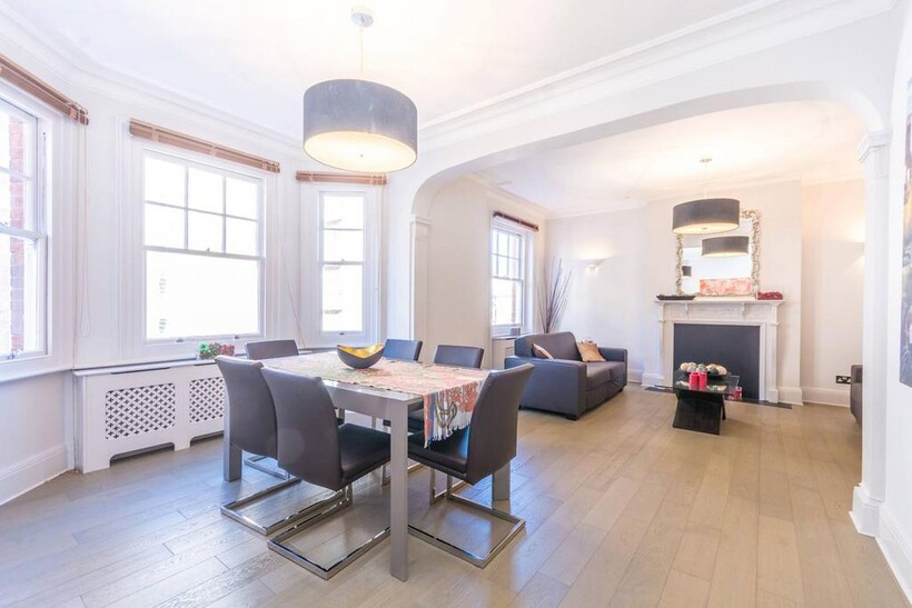 Brown Street, Marylebone, London, W1H 3 bed flat to rent - £6,933 pcm (£1,600 pw)