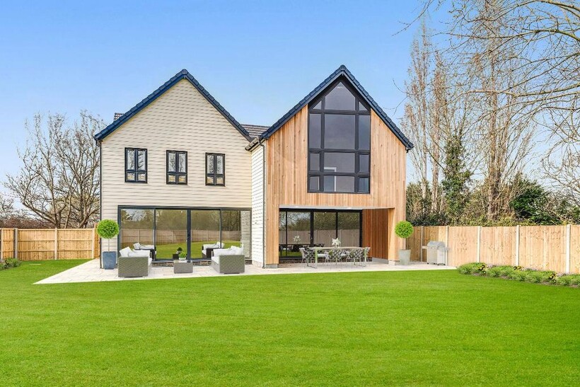 Cranfield Park Road, Wickford SS12 5 bed detached house to rent - £4,350 pcm (£1,004 pw)