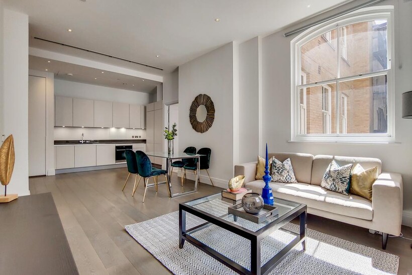 Chancery Lane  WC2A 2 bed apartment to rent - £5,500 pcm (£1,269 pw)