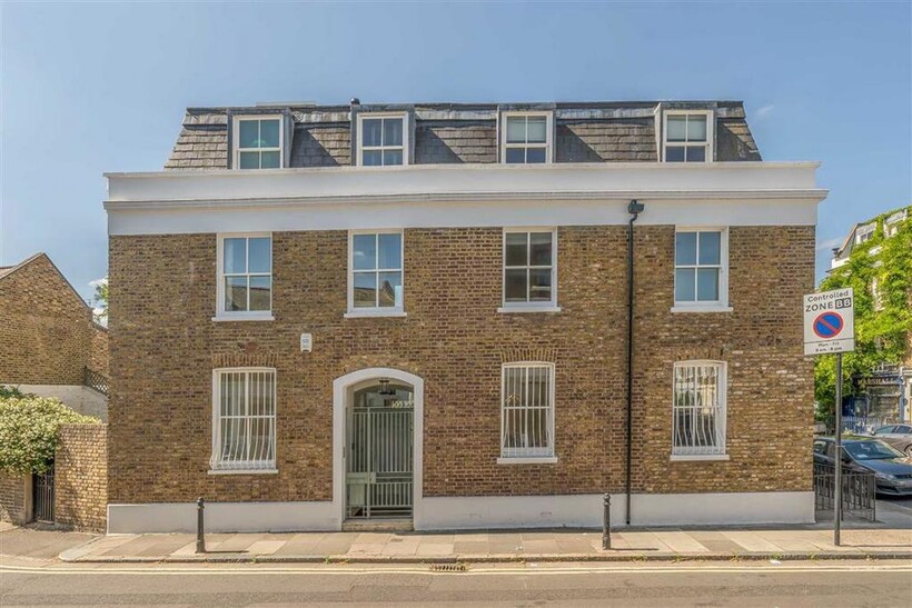 Masbro Road, London W14 5 bed terraced house to rent - £9,499 pcm (£2,192 pw)