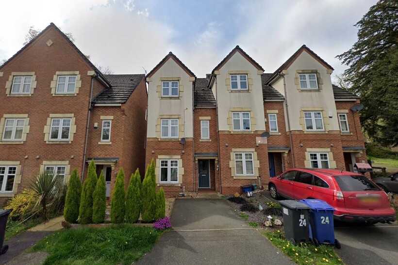 (Rooms at) Treacle Row, Silverdale, ST5 1 bed flat to rent - £390 pcm (£90 pw)