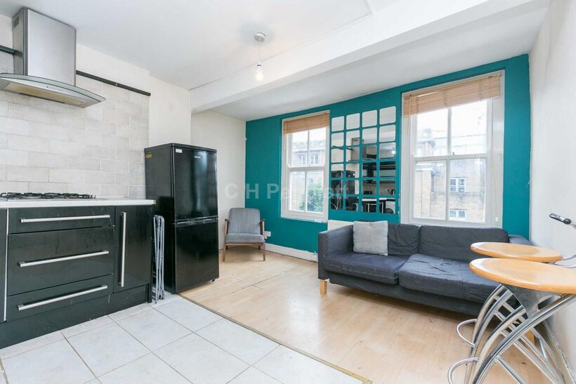 Essex Road, Islington, N1 3 bed apartment to rent - £3,350 pcm (£773 pw)
