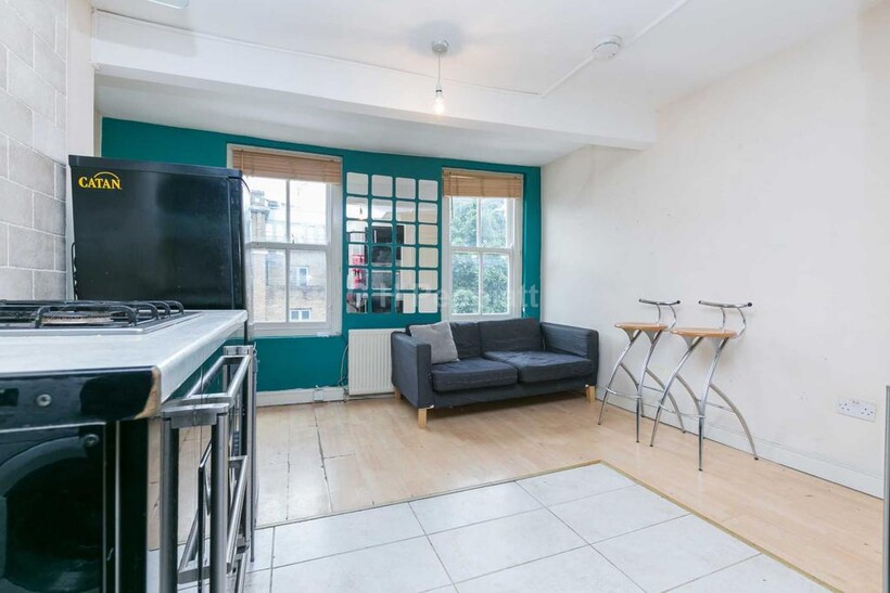 Essex Road, Islington, N1 3 bed apartment to rent - £3,350 pcm (£773 pw)