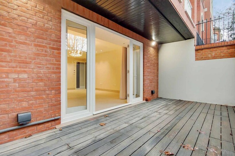 2 Private Terraces
