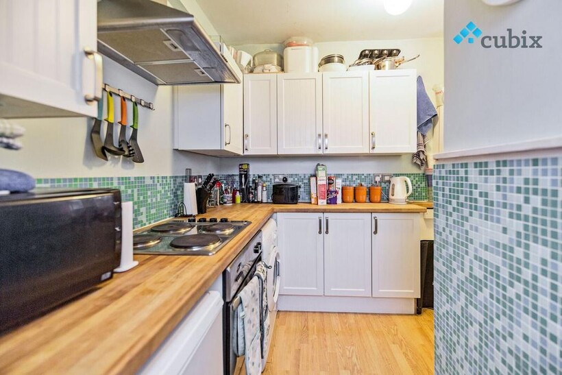 Lant Street, London SE1 3 bed flat to rent - £2,197 pcm (£507 pw)