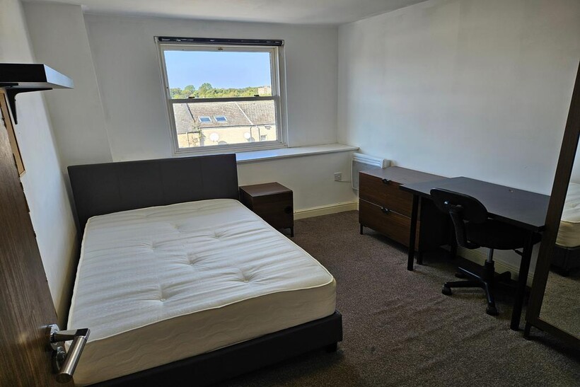 Pitt Street, St Leonard's Gate... 5 bed flat to rent - £520 pcm (£120 pw)