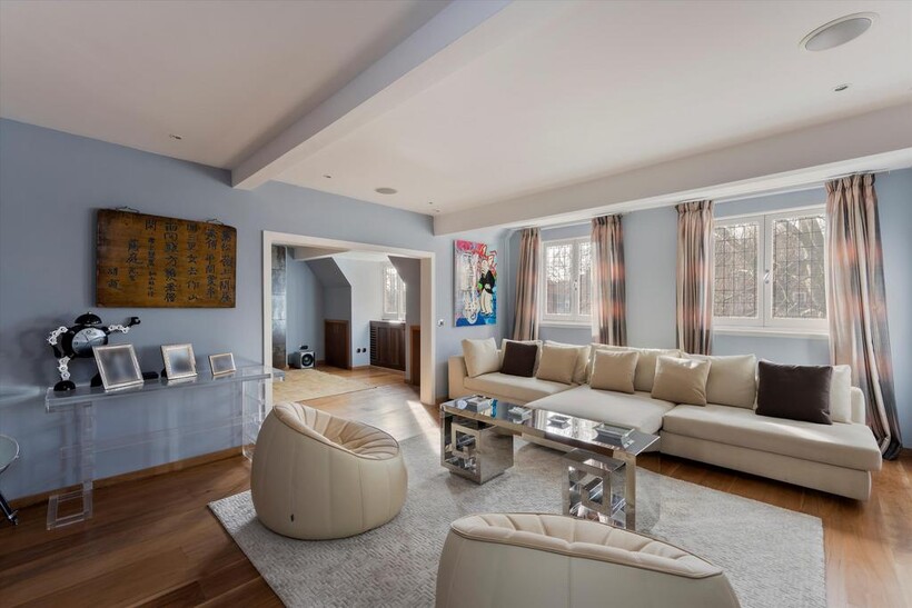 Collingham Gardens, South Kensington... 5 bed flat to rent - £11,917 pcm (£2,750 pw)