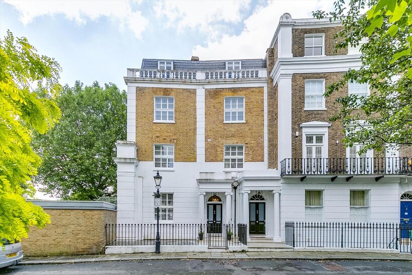 Crescent Grove, London, SW4 5 bed townhouse to rent - £11,000 pcm (£2,538 pw)