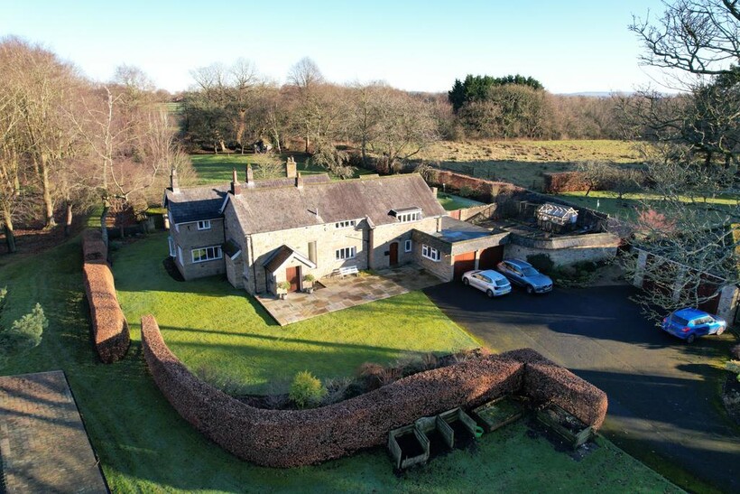 Sharoe Green Lane, Preston PR2 4 bed detached house to rent - £4,250 pcm (£981 pw)