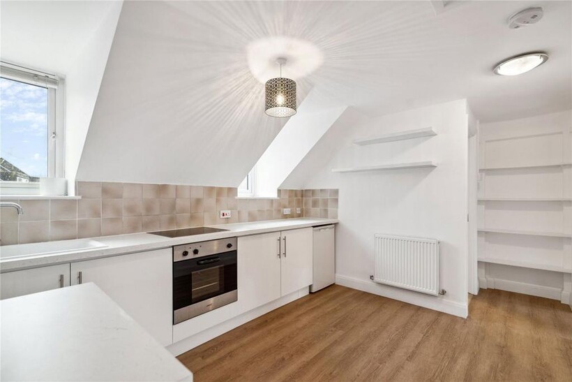 Ruston Mews, London W11 1 bed flat to rent - £2,297 pcm (£530 pw)