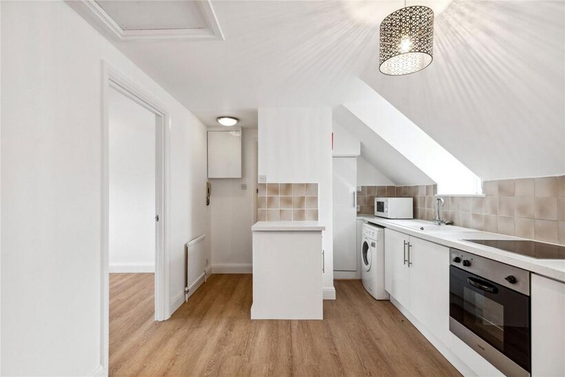 Ruston Mews, London W11 1 bed flat to rent - £2,297 pcm (£530 pw)