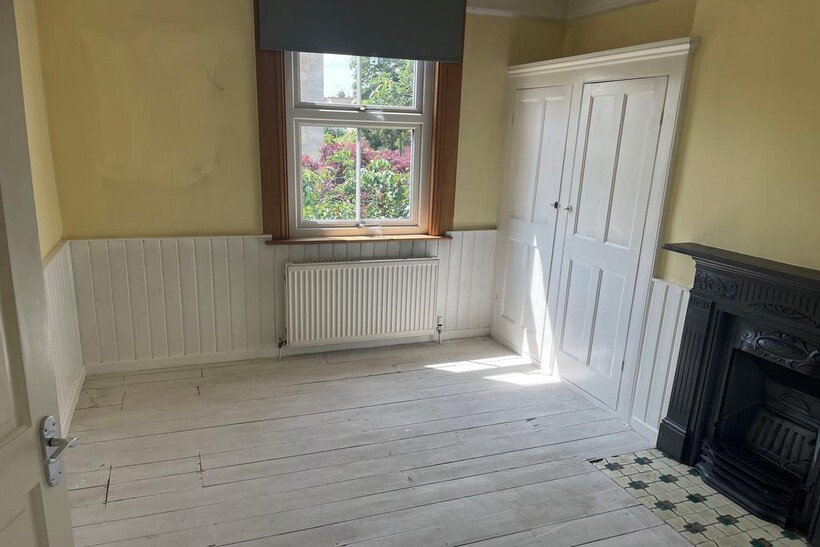 Westborough Road, Westcliff-on-Sea SS0 4 bed terraced house to rent - £1,842 pcm (£425 pw)