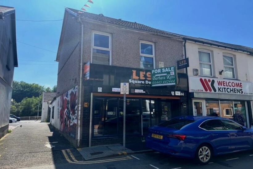 Hannah Street, Porth CF39 Retail property (high street) to rent - £708 pcm (£163 pw)