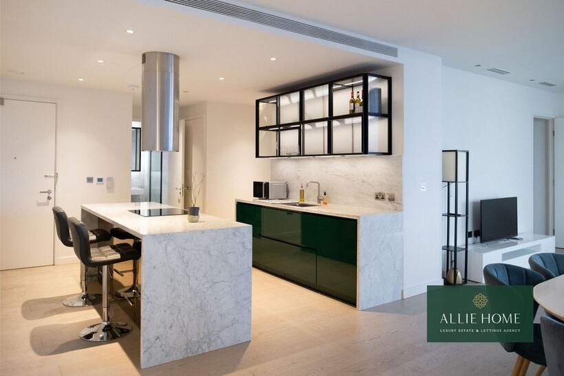Marsh Wall, London E14 2 bed flat to rent - £4,600 pcm (£1,062 pw)