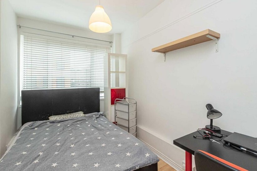 New North Street, London WC1N 2 bed flat to rent - £2,535 pcm (£585 pw)