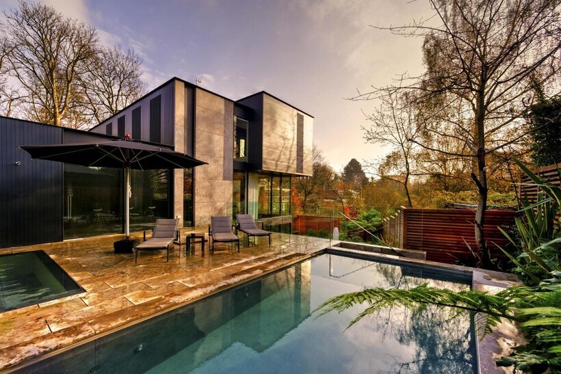 Fitzroy Park, London, N6 6 bed detached house to rent - £38,783 pcm (£8,950 pw)