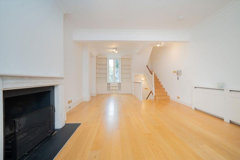 Queensdale Road, London W11 4 bed house to rent - £9,750 pcm (£2,250 pw)